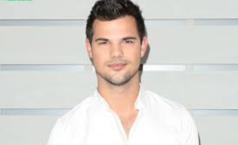 taylor lautner net worth